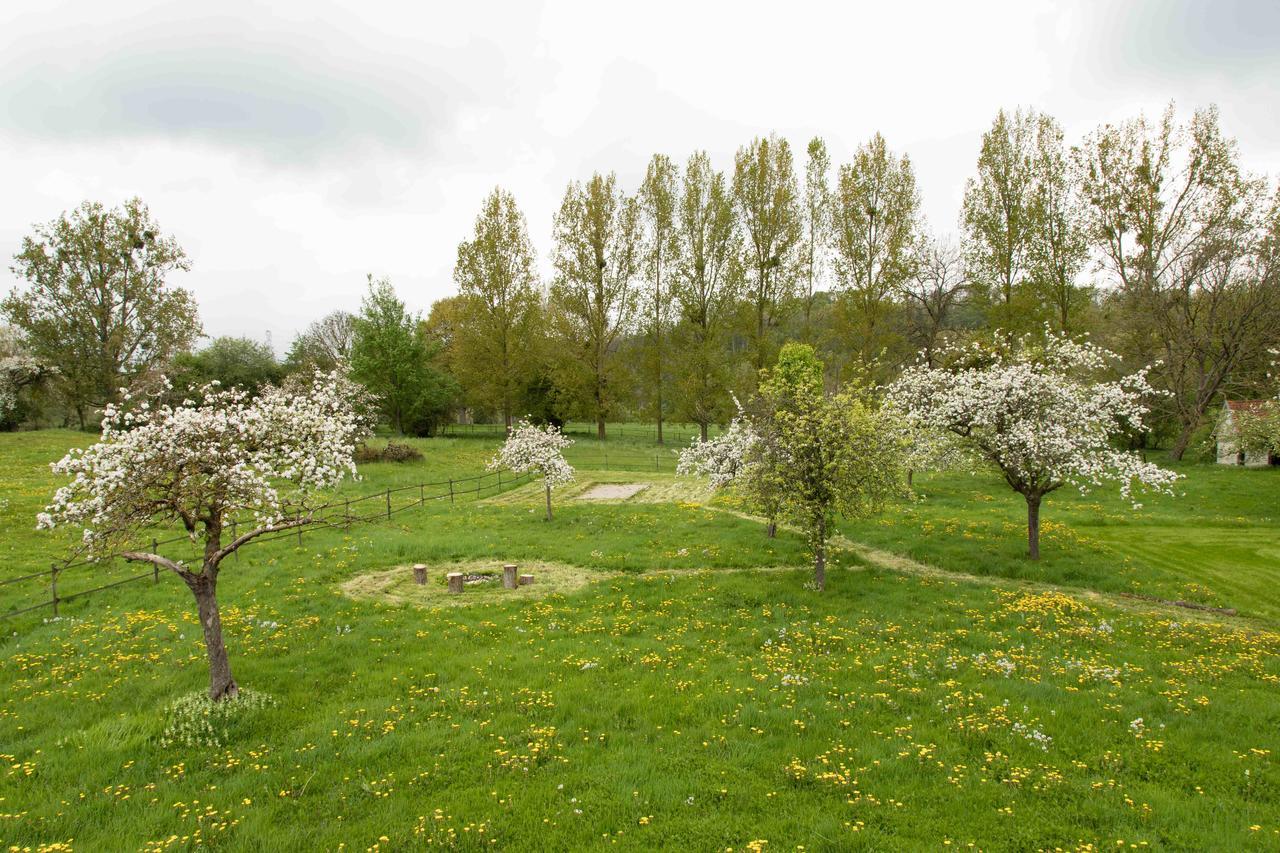 La Pomme Petillante Maisnieres Buitenkant foto